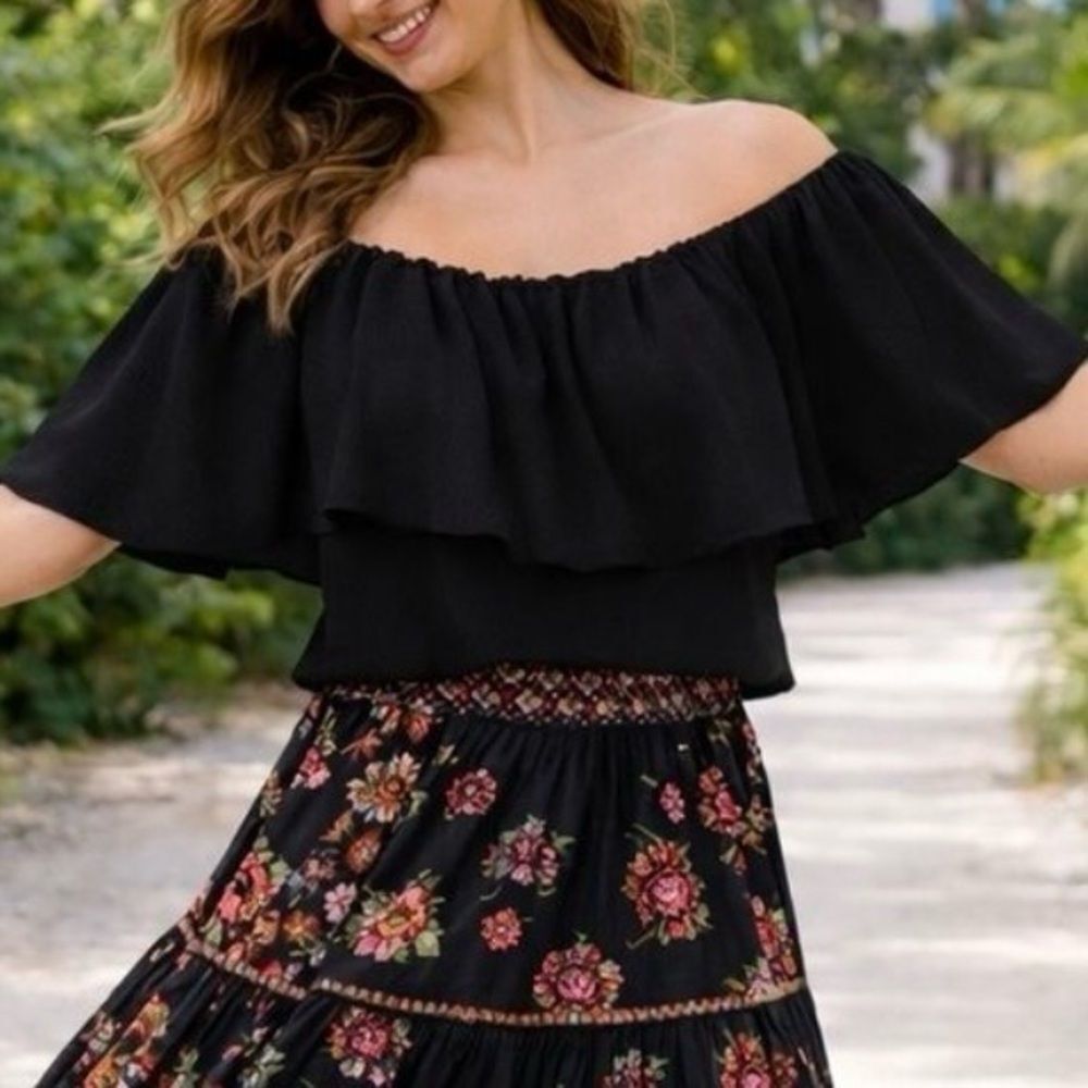 Rachel Roy classic crepe crop top ruffle off the shoulder elastic black medium